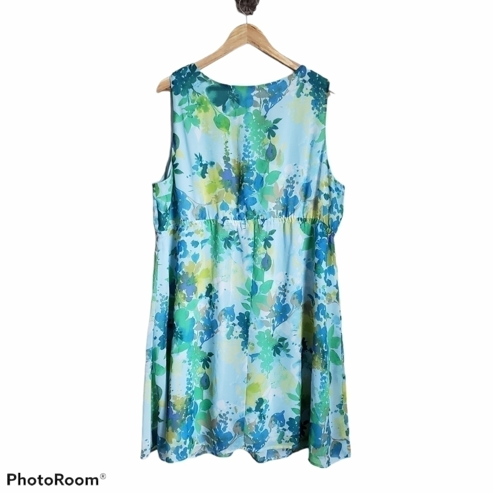 Lane Bryant blue fairycore floral v-neck midi dress - Picture 4 of 16